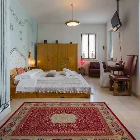 Couette-café La Giara Romana 3*